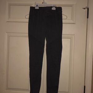 Size small Umgee grey jeggings